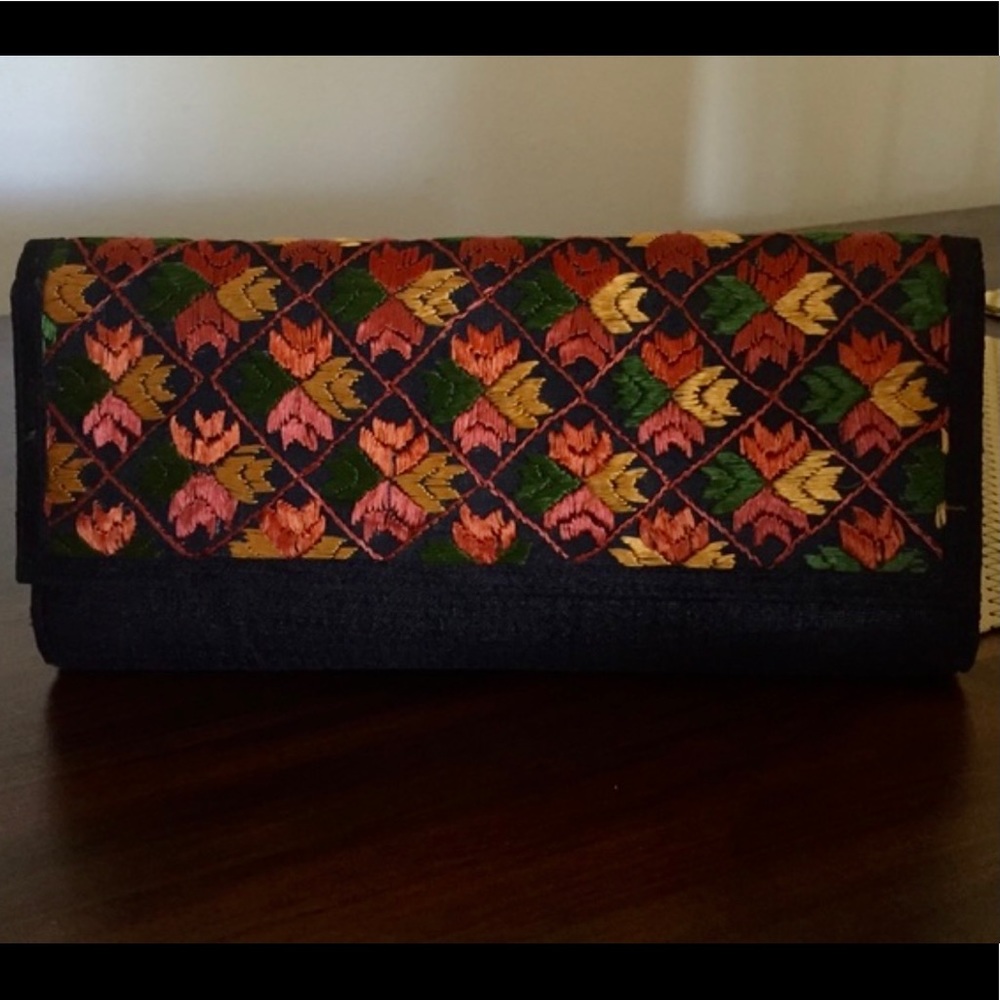 Fab India- Embroidered Black Silk Clutch Bag. NWOT - Picture 2 of 5